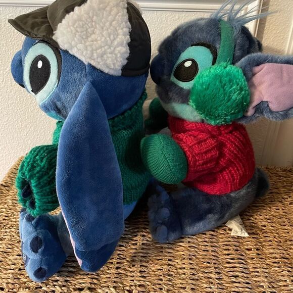 Disney Store Stitch Christmas Plush Naughty Winter Green Knit Sweater set of 2! - Picture 5 of 13